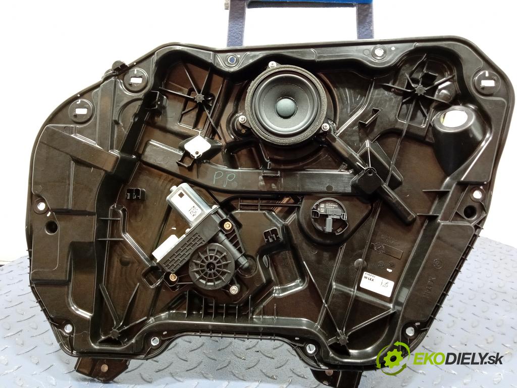 Bmw Seria 1 2023 mechanismus stahování Sklenka: před v pravo: 5A02FB2