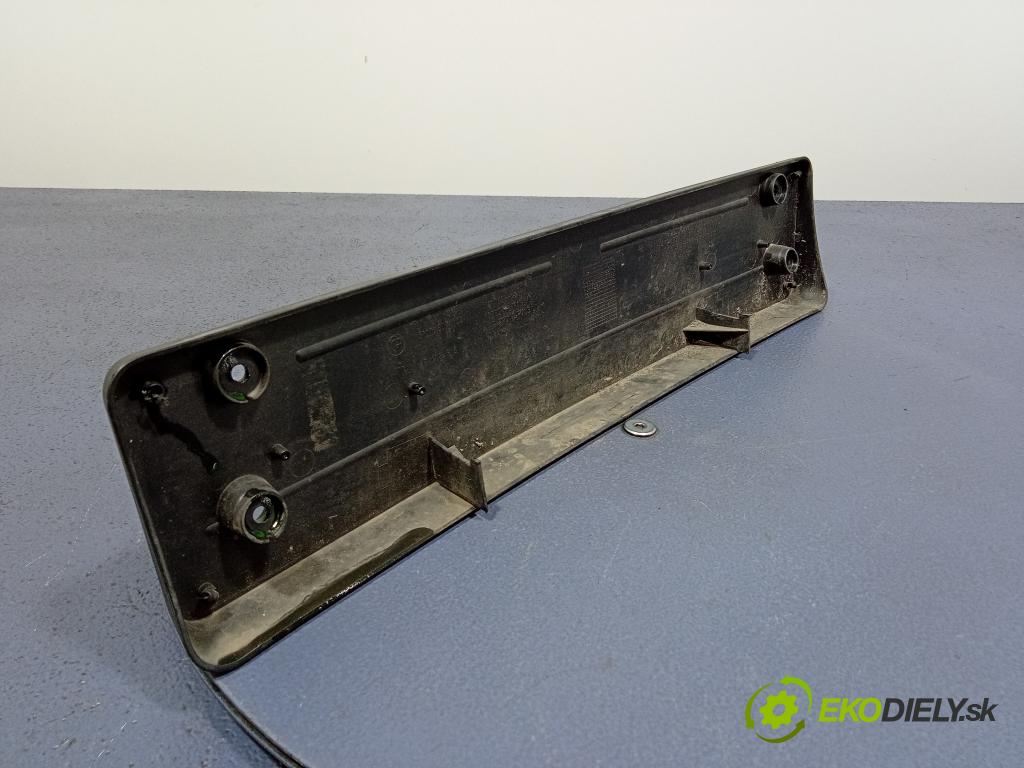 Bmw Seria 1 2023 nárazník před 8071152