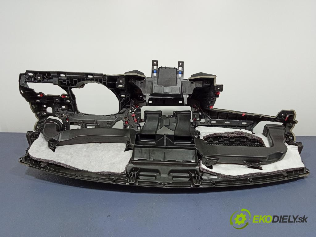 Bmw Seria 1 2023 kokpit,přistrojova deska 6834293