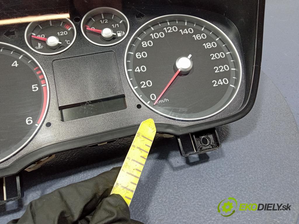 Ford Focus 2007 Přístrojová deska 7M5T10849GB