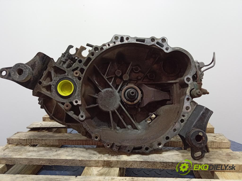 Toyota Corolla 2001 prevodovka Manualna MTM-5F