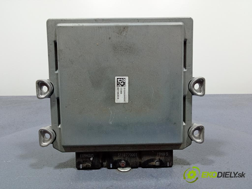 Citroen C5 2006 řídící jednotka Motor: 9660781280