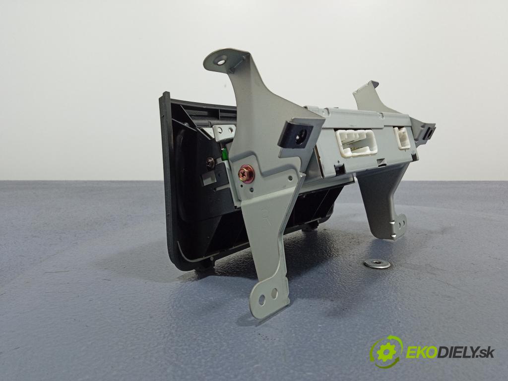 Toyota Yaris 2003 Radio I Navigácia: 86110-52121