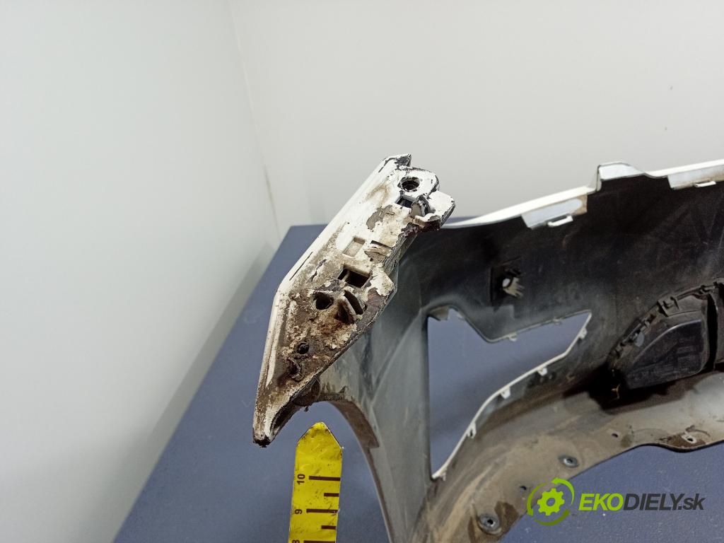 Bmw Seria 3 0 nárazník před 01