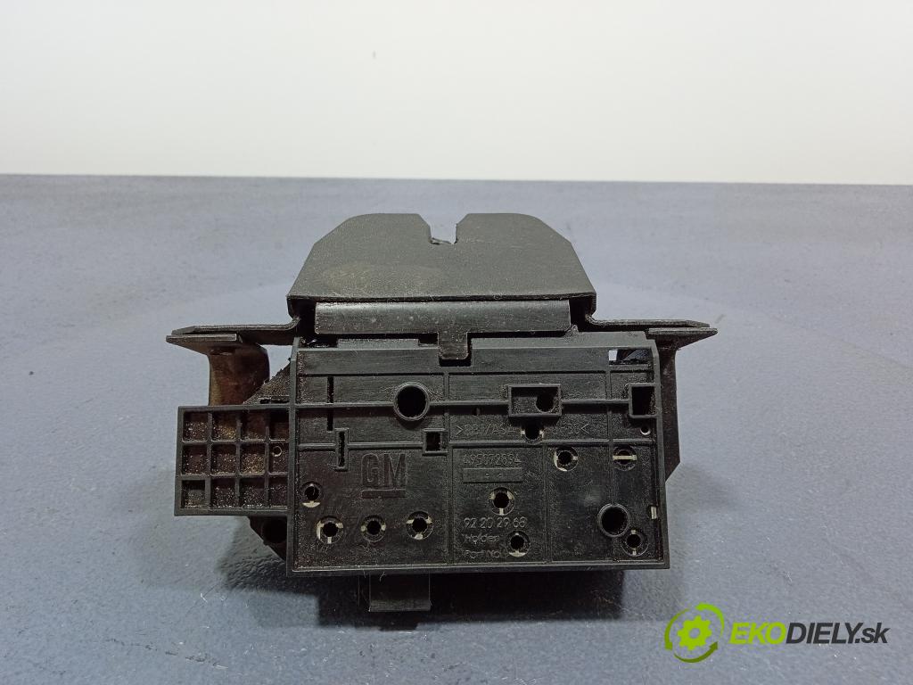 Opel Signum 2004 zámek Klapky: kufr 92202968