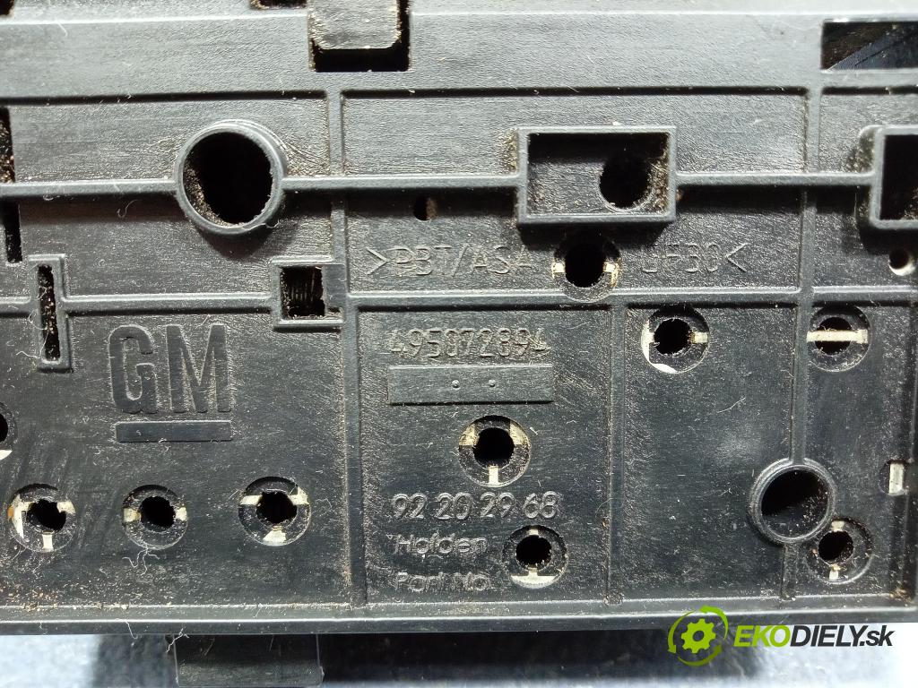 Opel Signum 2004 zámek Klapky: kufr 92202968