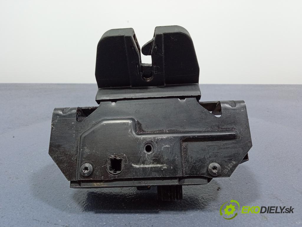 Opel Signum 2004 zámek Klapky: kufr 92202968