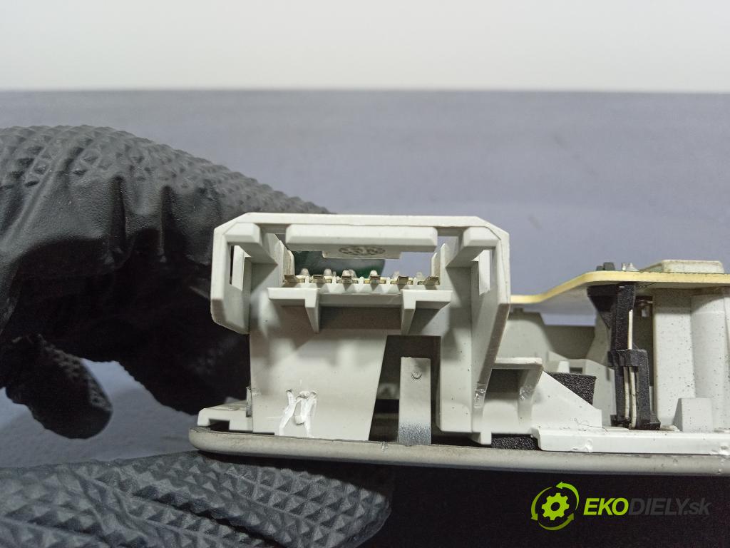 Skoda Superb 2007 Svietidlá: Vnútri: 3U0947105