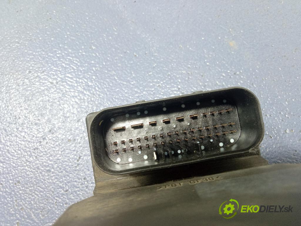 Bmw Seria 5 1998 čerpadlo ABS x 0265900001