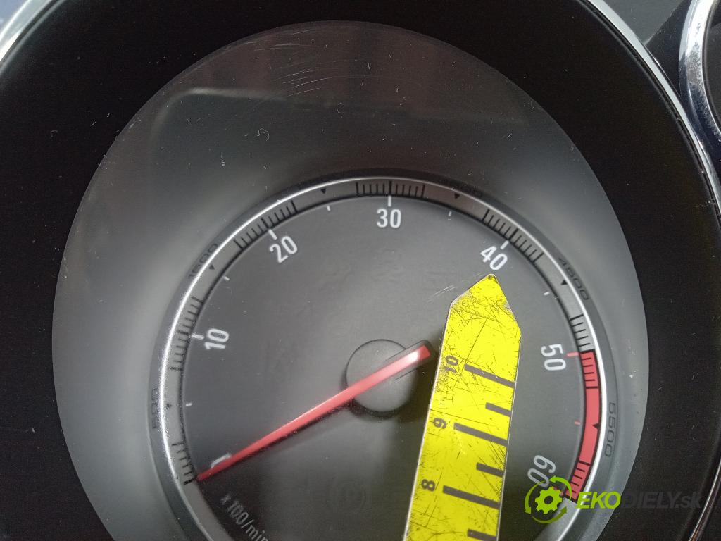Opel Insignia 2010 prístrojovka/ budíky 13333353