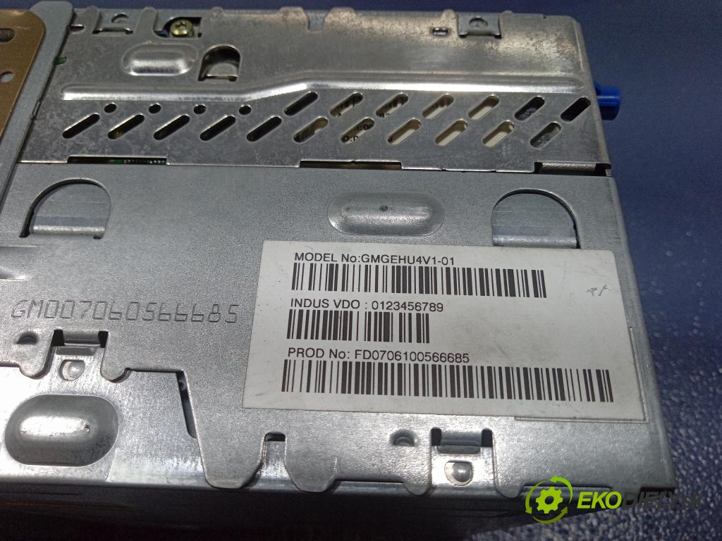 Opel Vectra 2006 Radio I Navigácia: 13188477