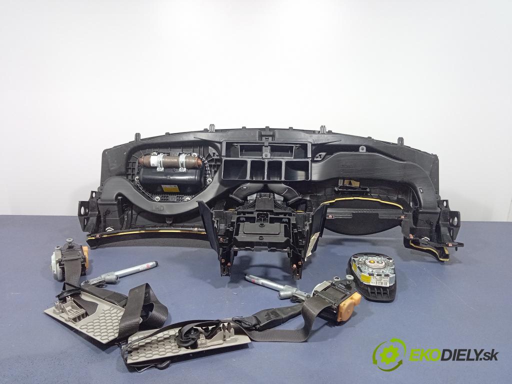 Opel Insignia 2010 kokpit,pristrojová doska 13275639