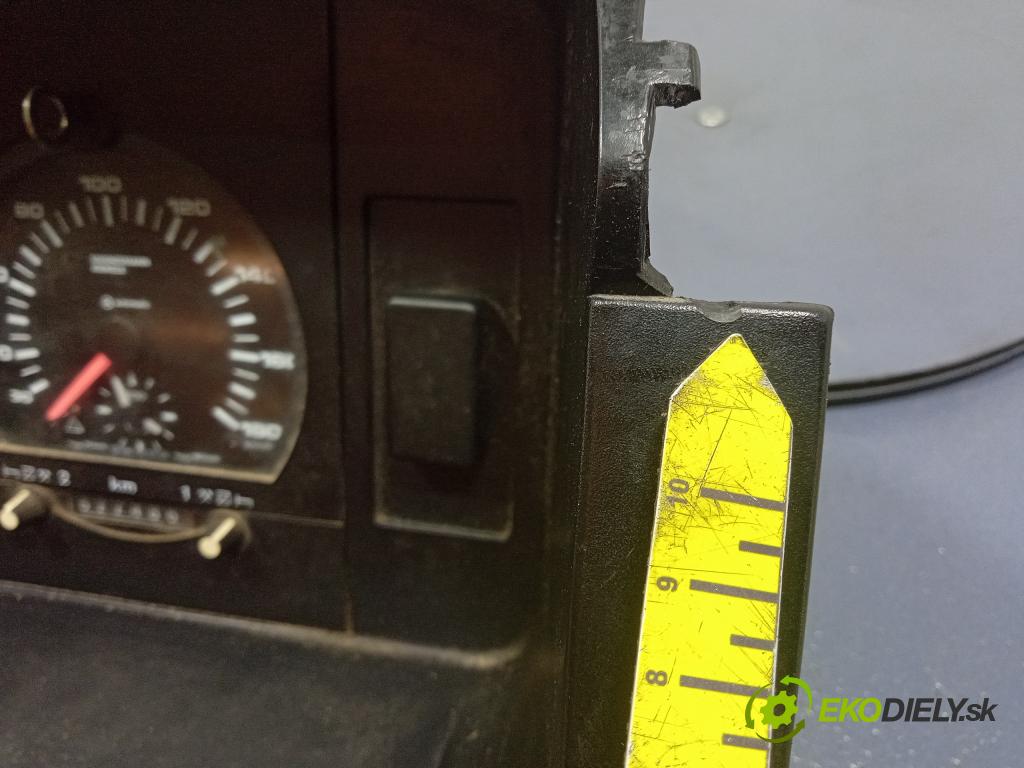 Vw Transporter 1996 prístrojovka/ budíky 88311157