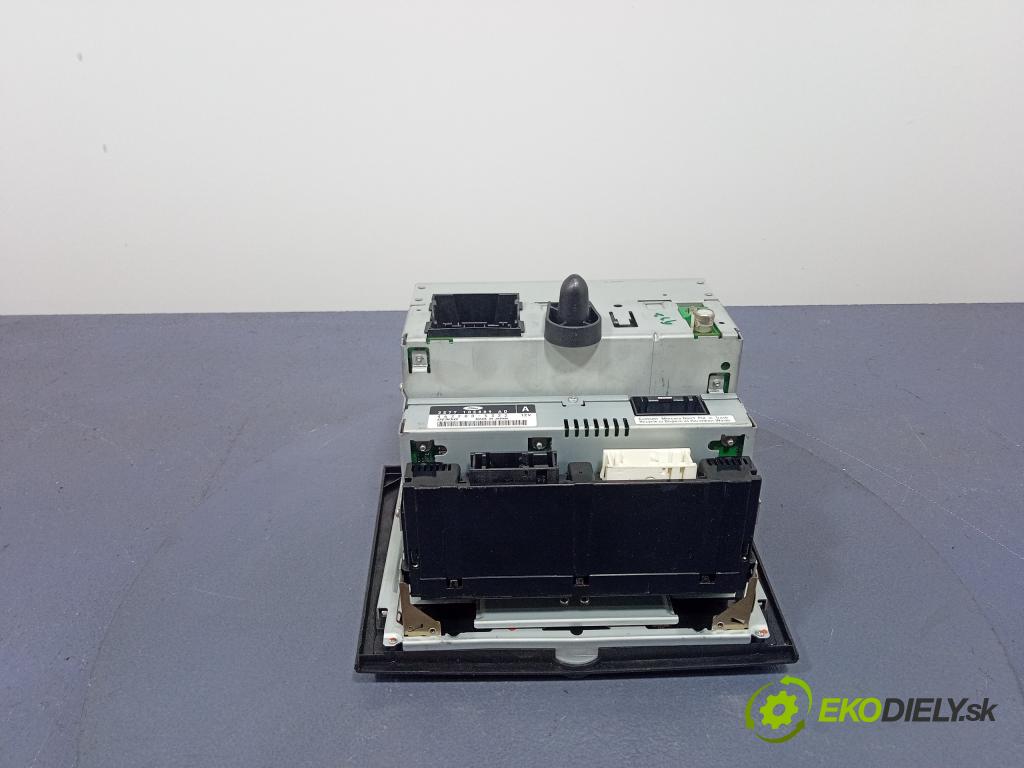 Ford Mondeo 2003 Radio I Navigácia: 3M5F18C821DD
