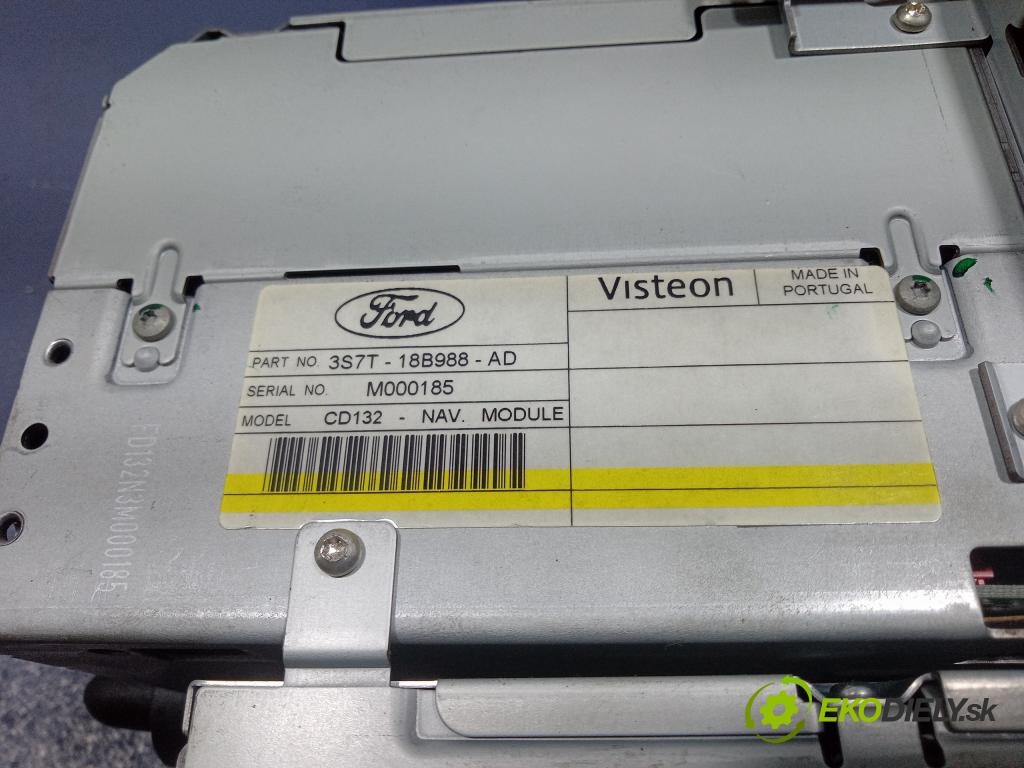 Ford Mondeo 2003 Radio I Navigácia: 3M5F18C821DD