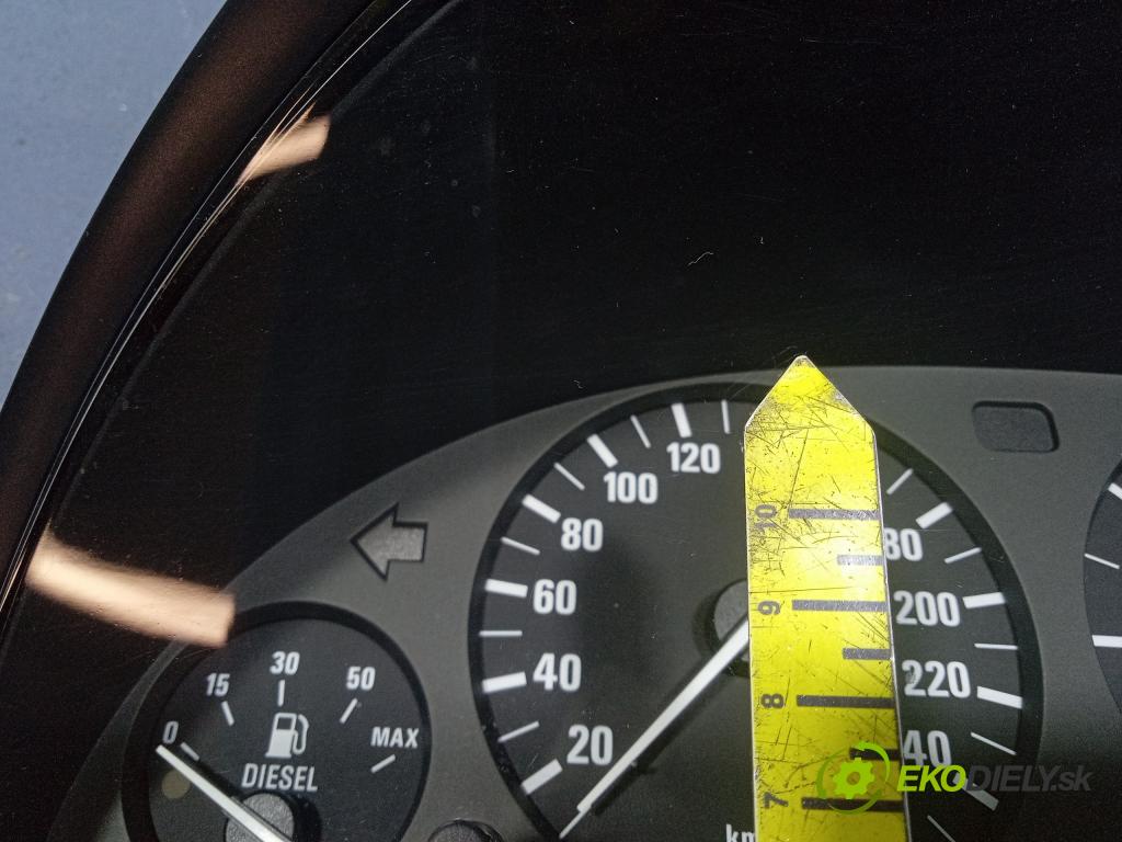 Bmw 520 d 2001 prístrojovka/ budíky 6906998
