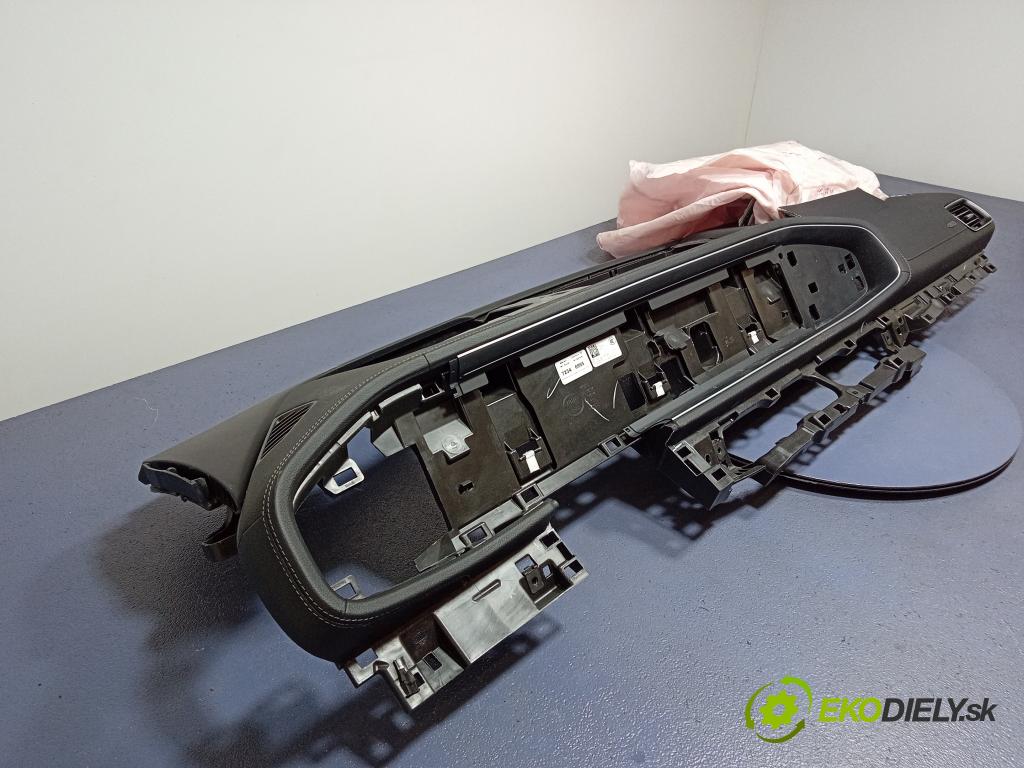 Mercedes GLS-Klasa 2020 kokpit,pristrojová doska A1676802904