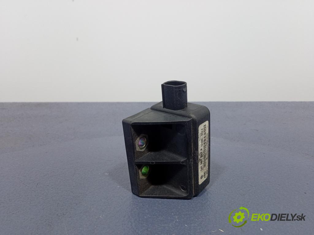 Vw Bora 2001 snímač ESP. 1J1907637A