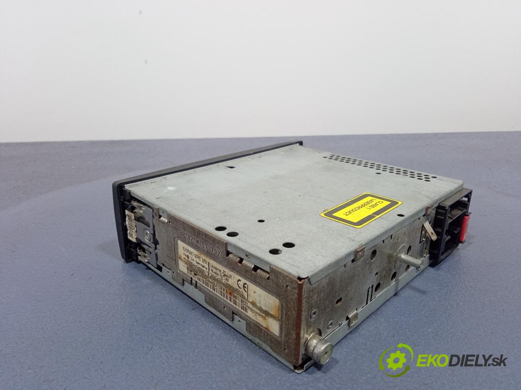 Vw Bora 2001 Radio I Navigácia: RD 148
