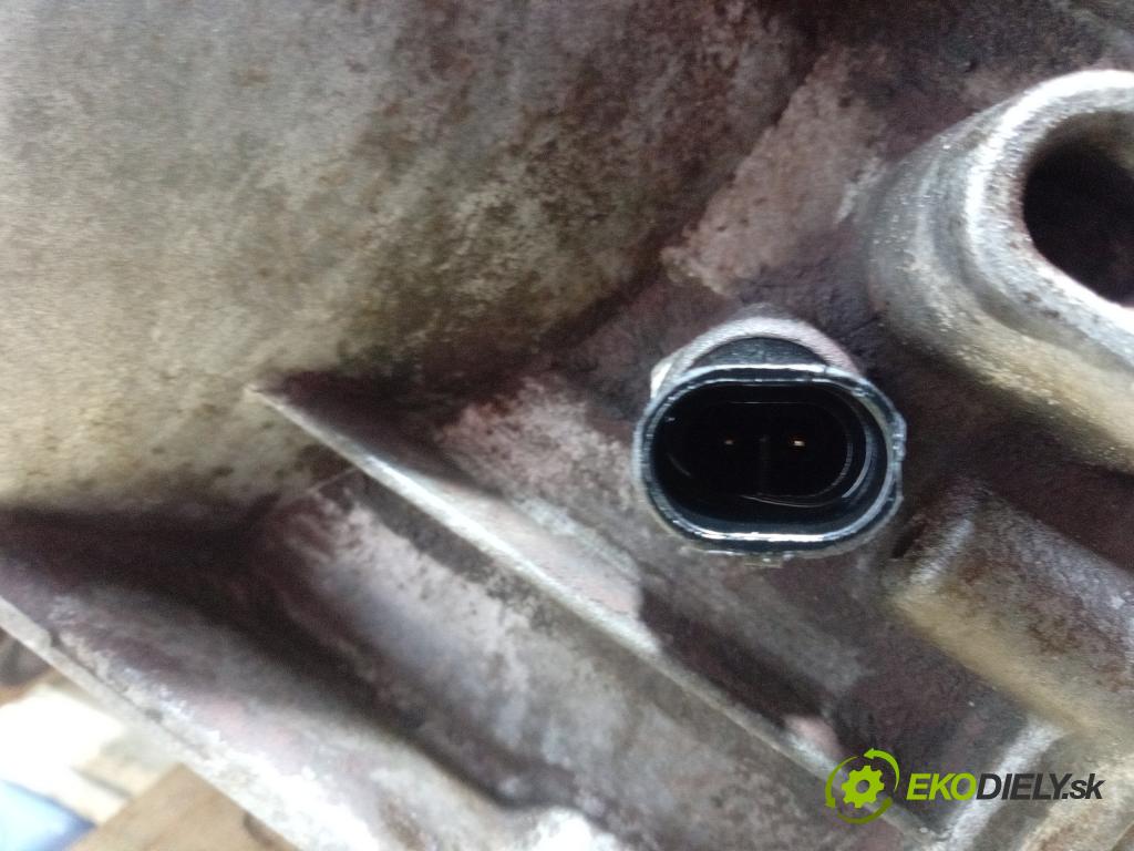 Opel Vectra 2006 prevodovka Manualna M32