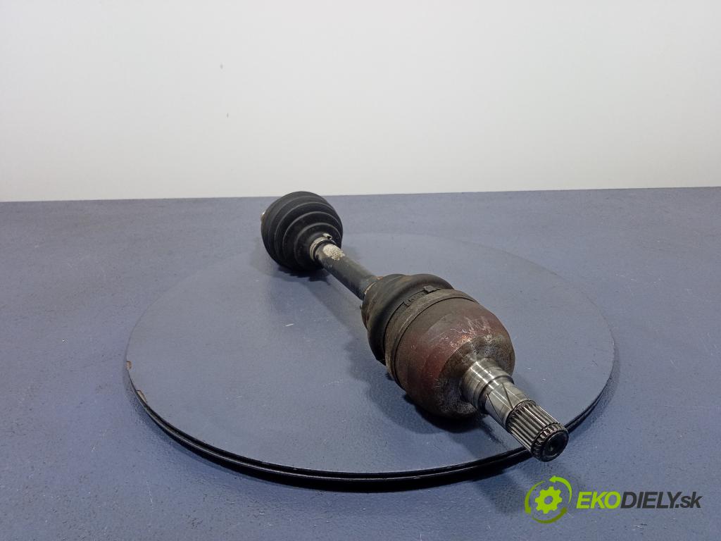 Opel Vectra 2006 poloos ľavá Predné 01