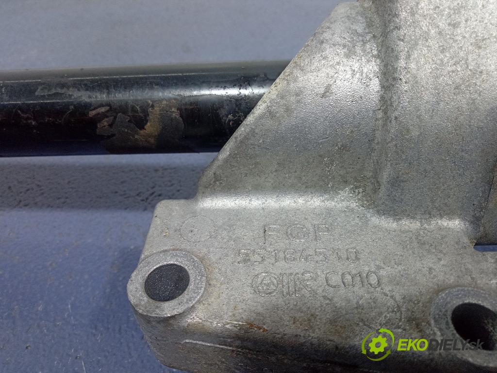 Opel Vectra 2006 poloos Prava: Predné 01