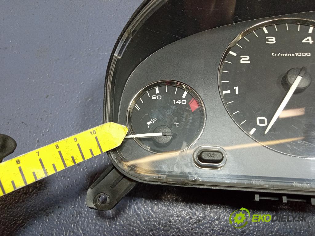 Peugeot 406 1999 prístrojovka/ budíky 9630372980