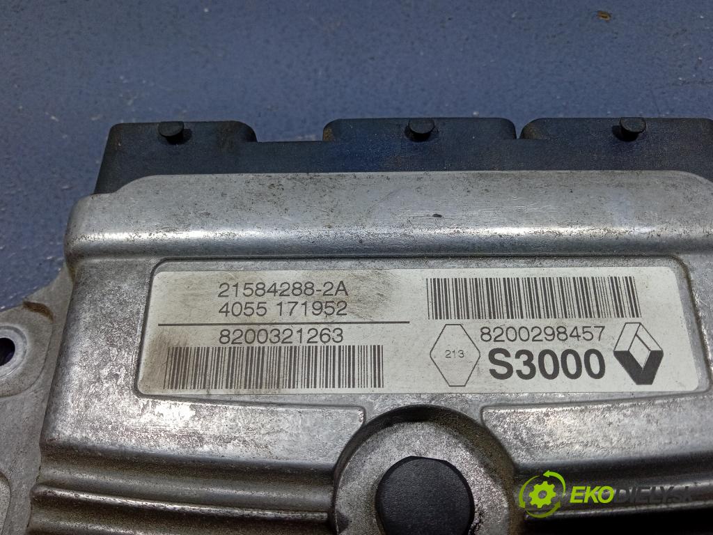 Renault Scenic 2004 riadiaca jednotka Motor: 8200298457