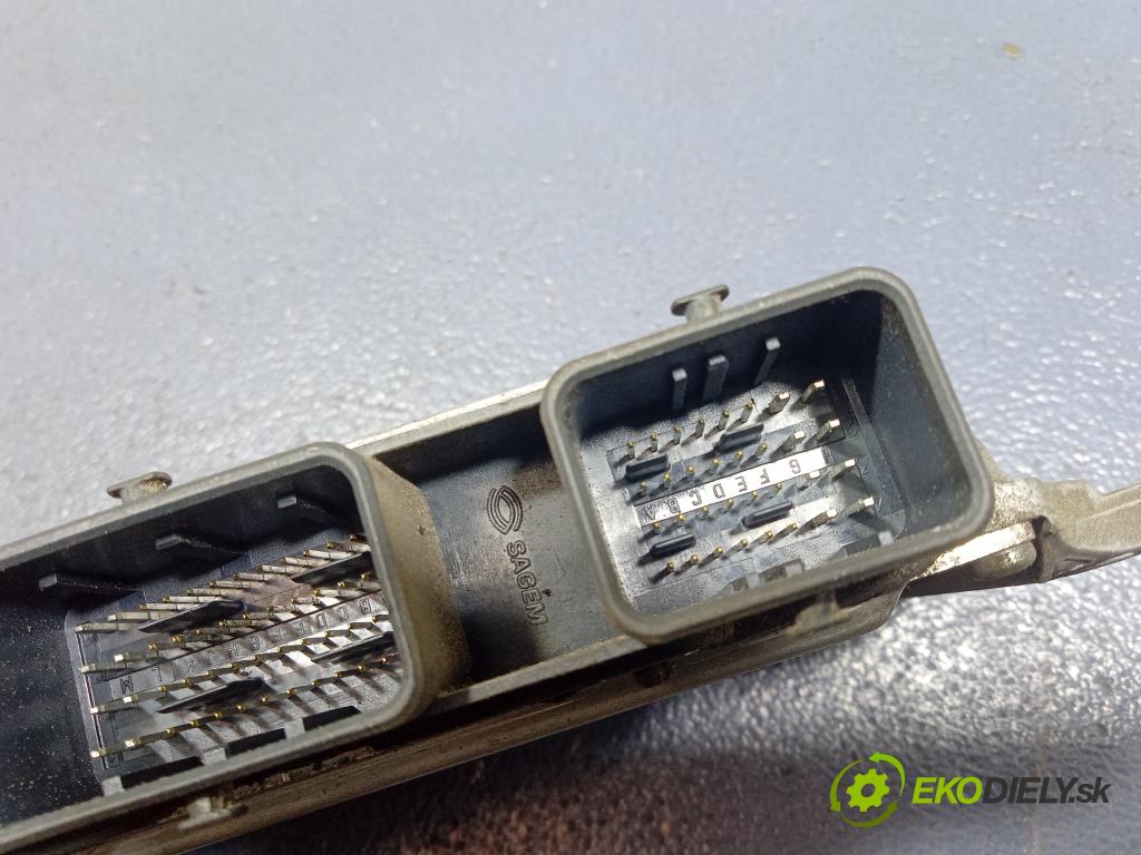 Renault Scenic 2004 riadiaca jednotka Motor: 8200298457