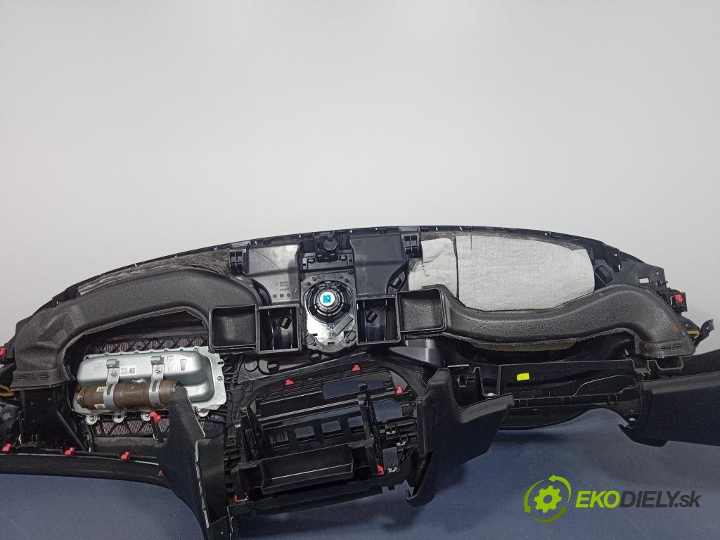 Bmw Seria 6 2011 kokpit,pristrojová doska 9229953