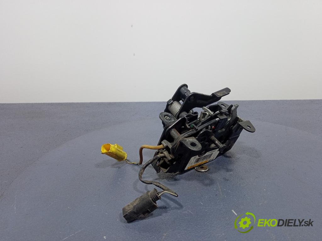 Bmw Seria 6 2011 zámek masky: 7184441