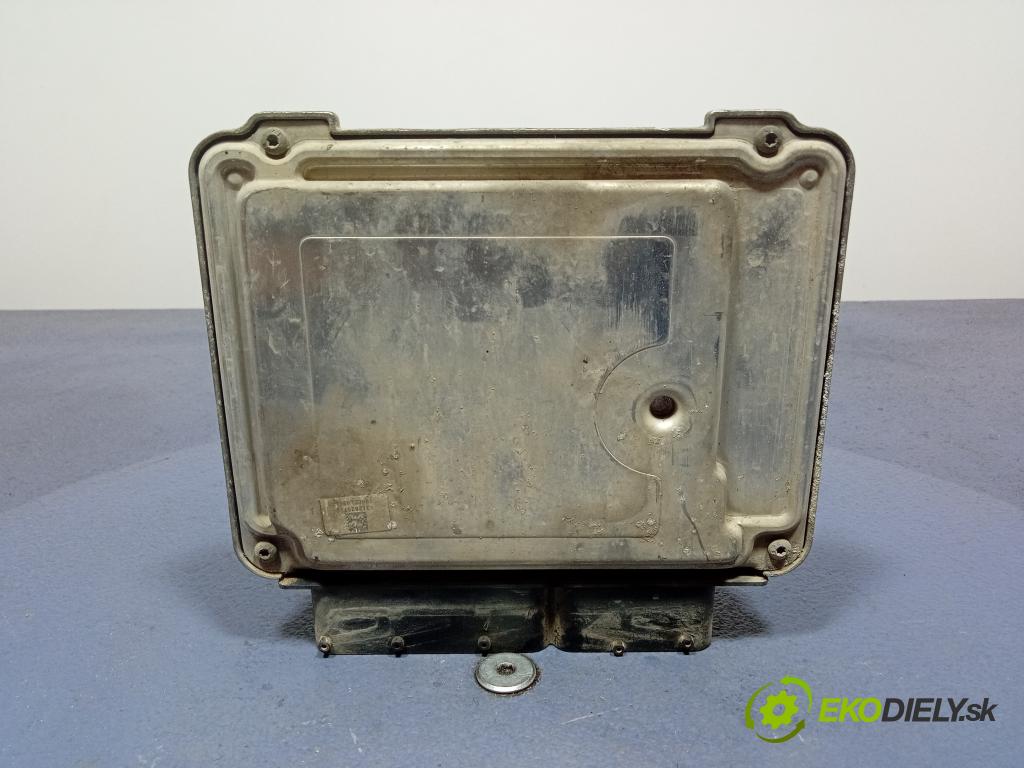 Opel Vectra 2006 riadiaca jednotka Motor: 55197152