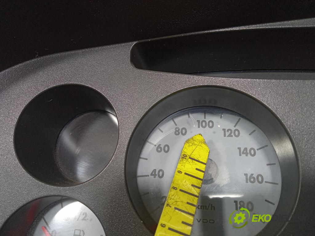 Iveco Daily 29 l 11 2003 prístrojovka/ budíky 500366403