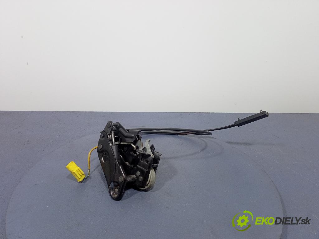 Bmw Seria 6 2011 zámek masky: 7184442