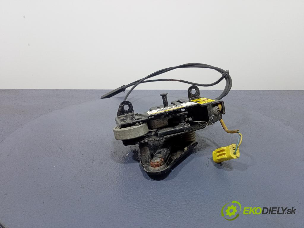 Bmw Seria 6 2011 zámek masky: 7184442