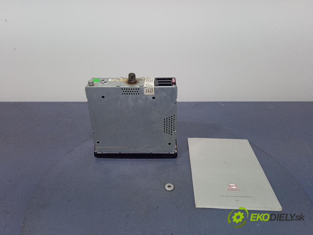 Seat Ibiza 2004 Radio I Navigácia: 6L0035186A
