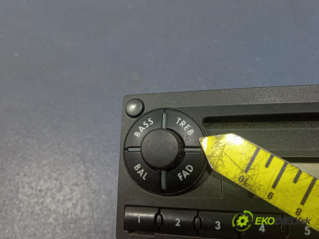 Seat Ibiza 2004 Radio I Navigácia: 6L0035186A
