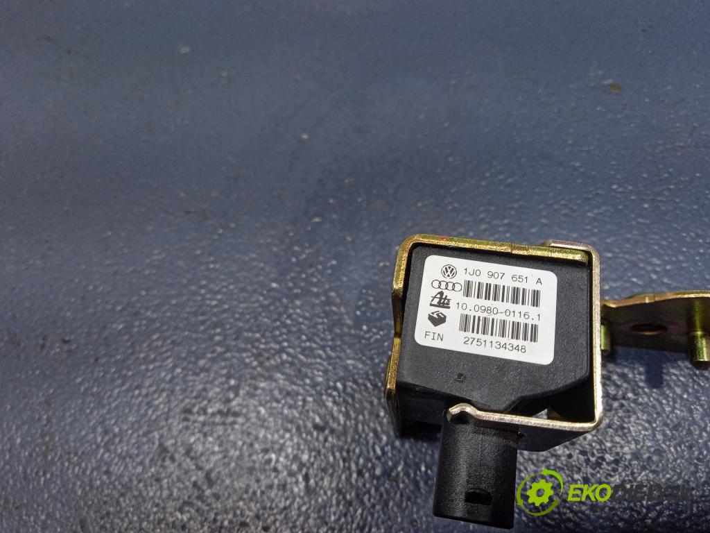 Vw Golf 2001 snímač ESP. 1J0907651A