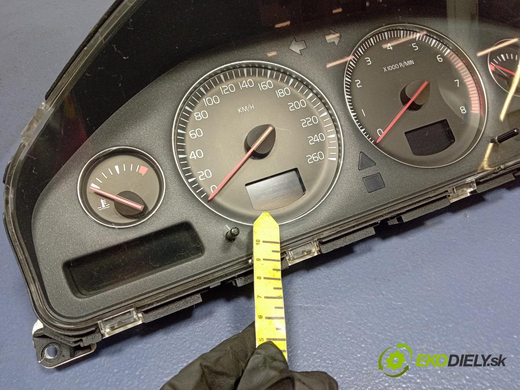 Volvo S60 2004 prístrojovka/ budíky 8673802