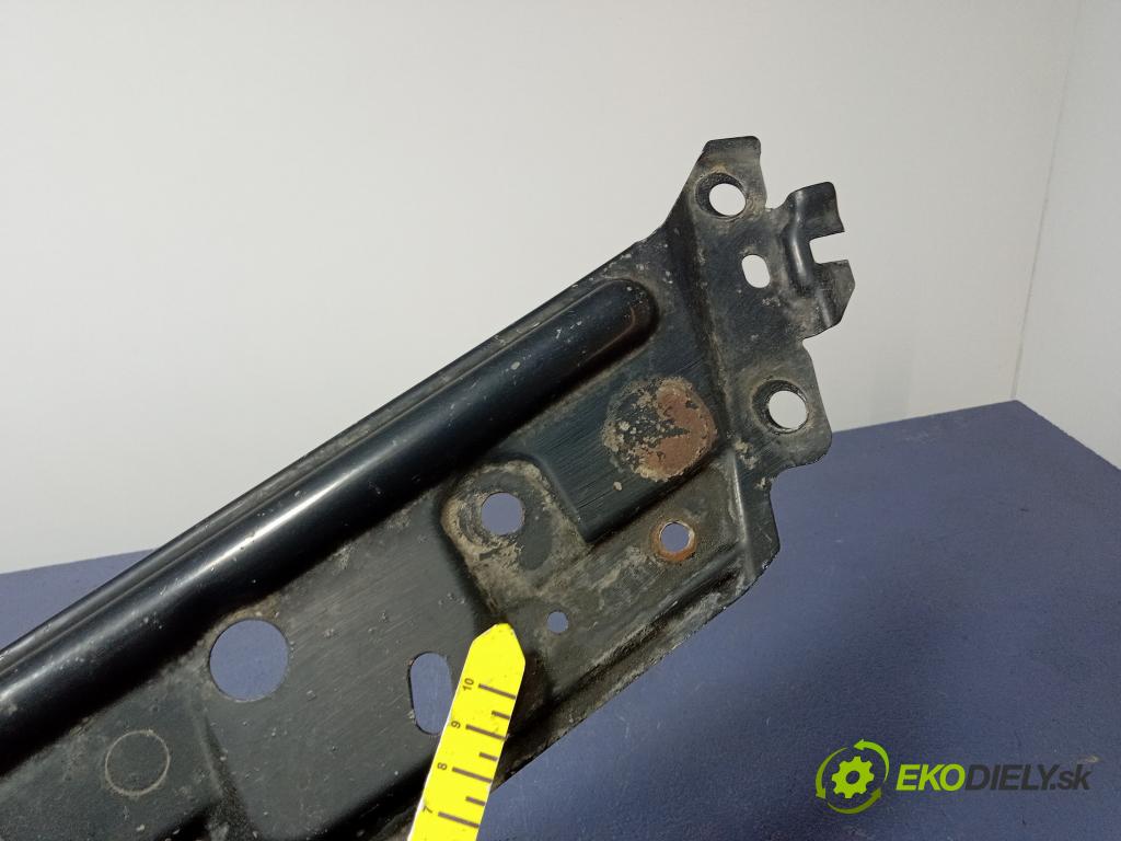 Volvo S60 2004 výztuha Čelní / stěna Přední 9454292