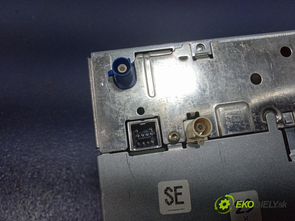 Opel Vectra 2005 Radio I Navigácia: 13188477
