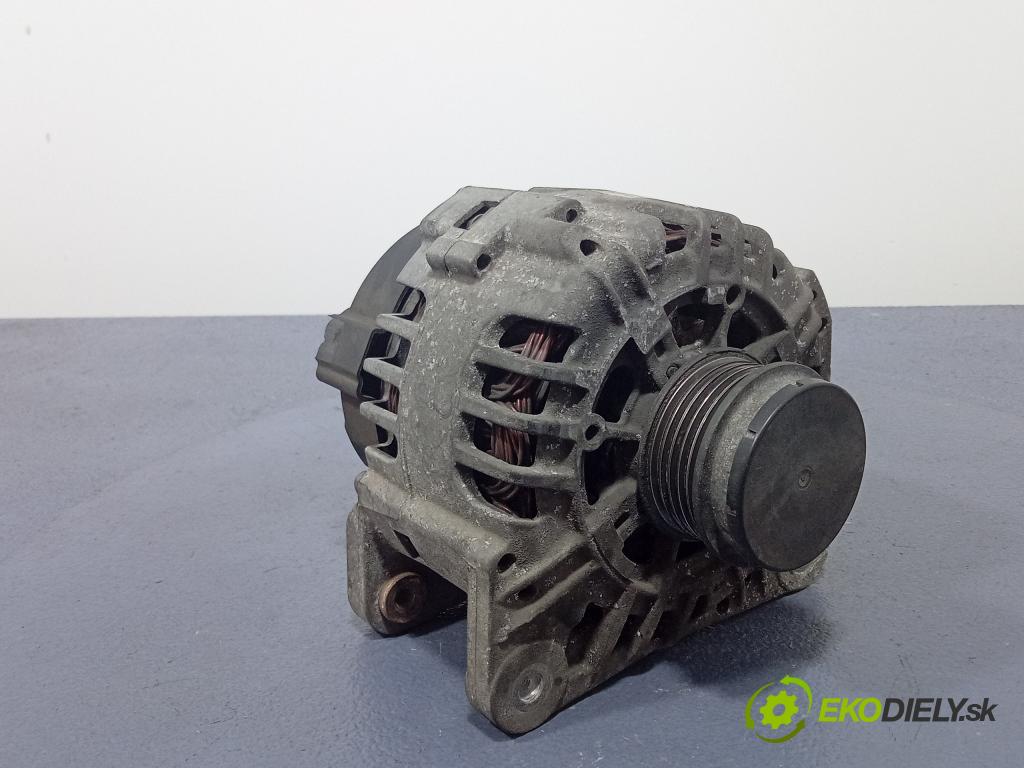 Volkswagen Passat 2004 Alternator 028903031AX