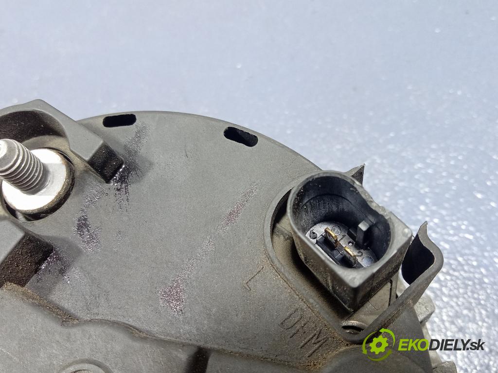Volkswagen Passat 2004 Alternator 028903031AX
