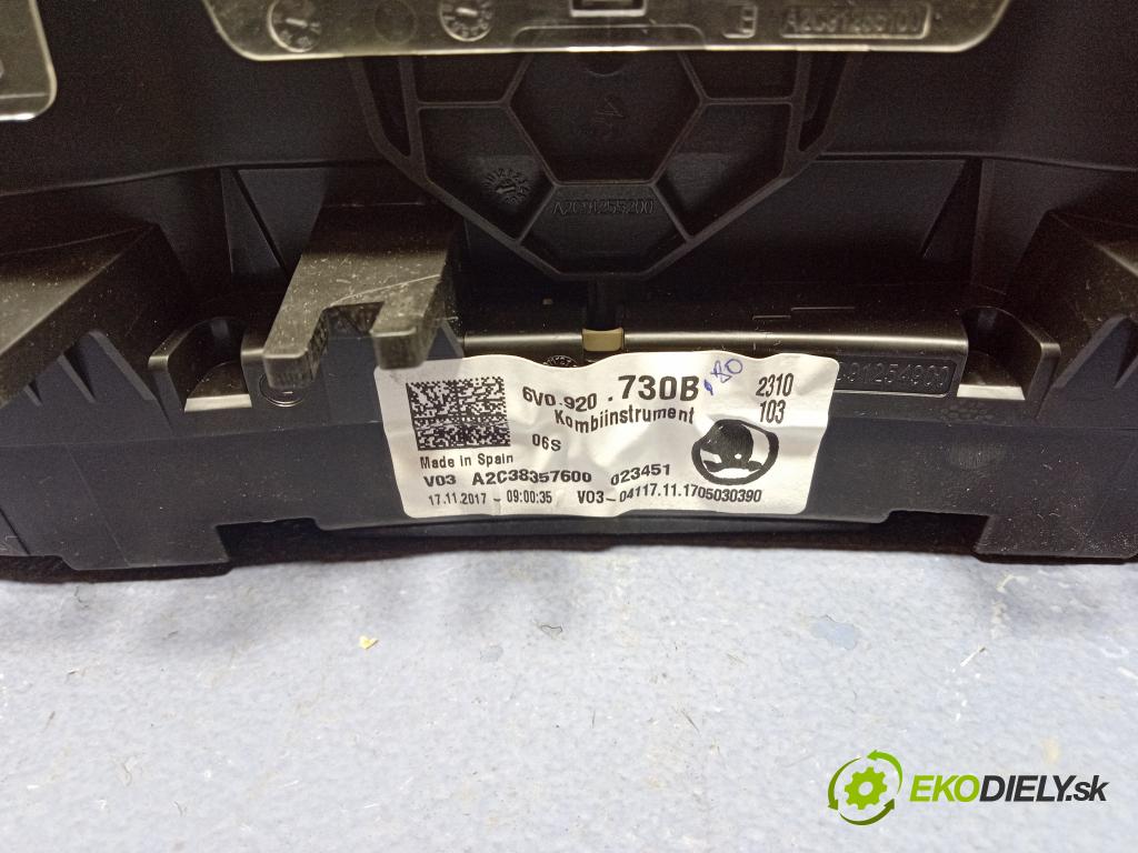Skoda Fabia 2017 prístrojovka/ budíky 6V0920730B