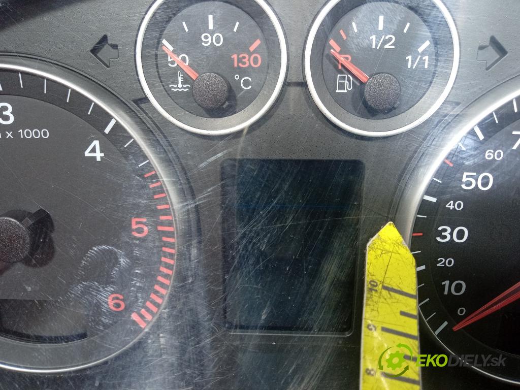 Audi A3 2004 prístrojovka/ budíky 8P0920930K