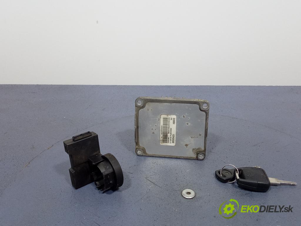 Opel Astra 2004 riadiaca jednotka Motor: 12242030