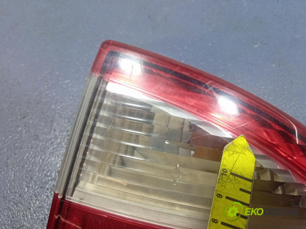 Seat Leon 2002 svetlo / reflektor zad Prava: Vonkajsia: 1M6945096A