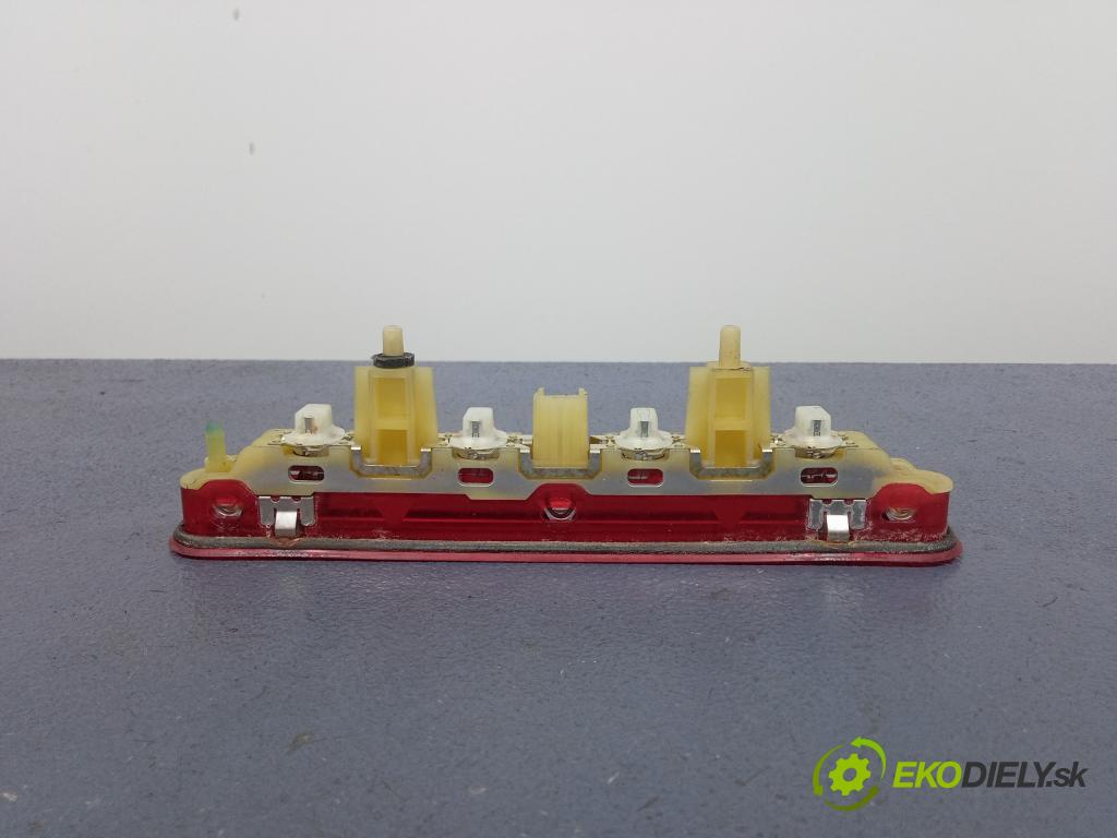 Peugeot 207 2006 Svetlo: Stop: 9649986880