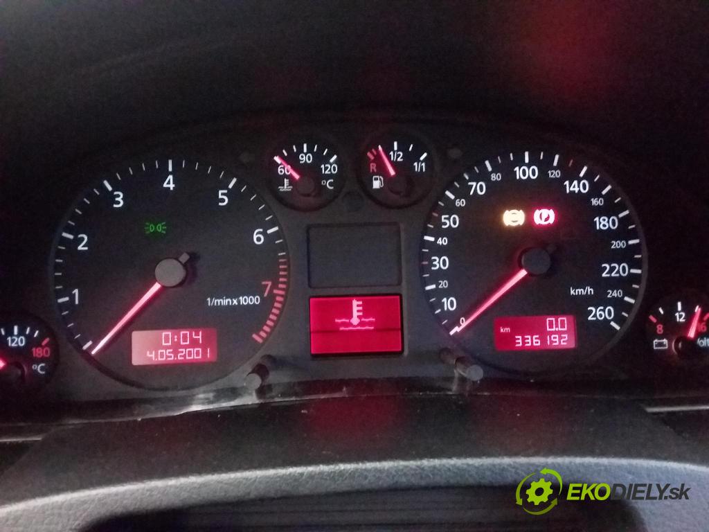 Audi A6 2000 prístrojovka/ budíky 4B0920900K