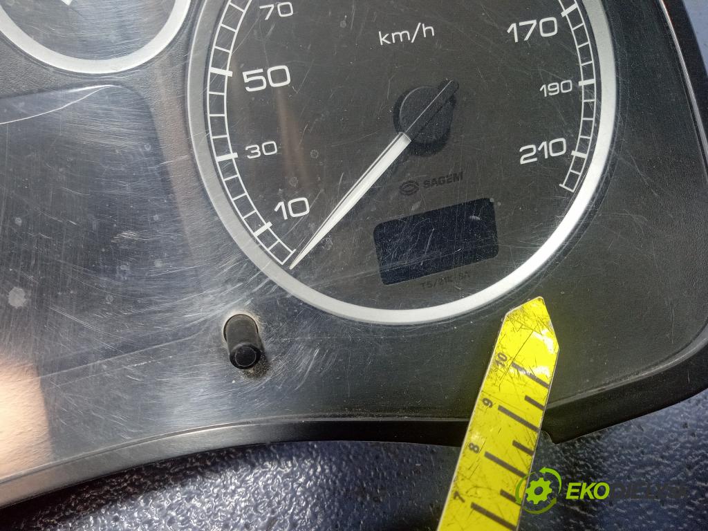 Peugeot 307 2003 prístrojovka/ budíky 9636708880